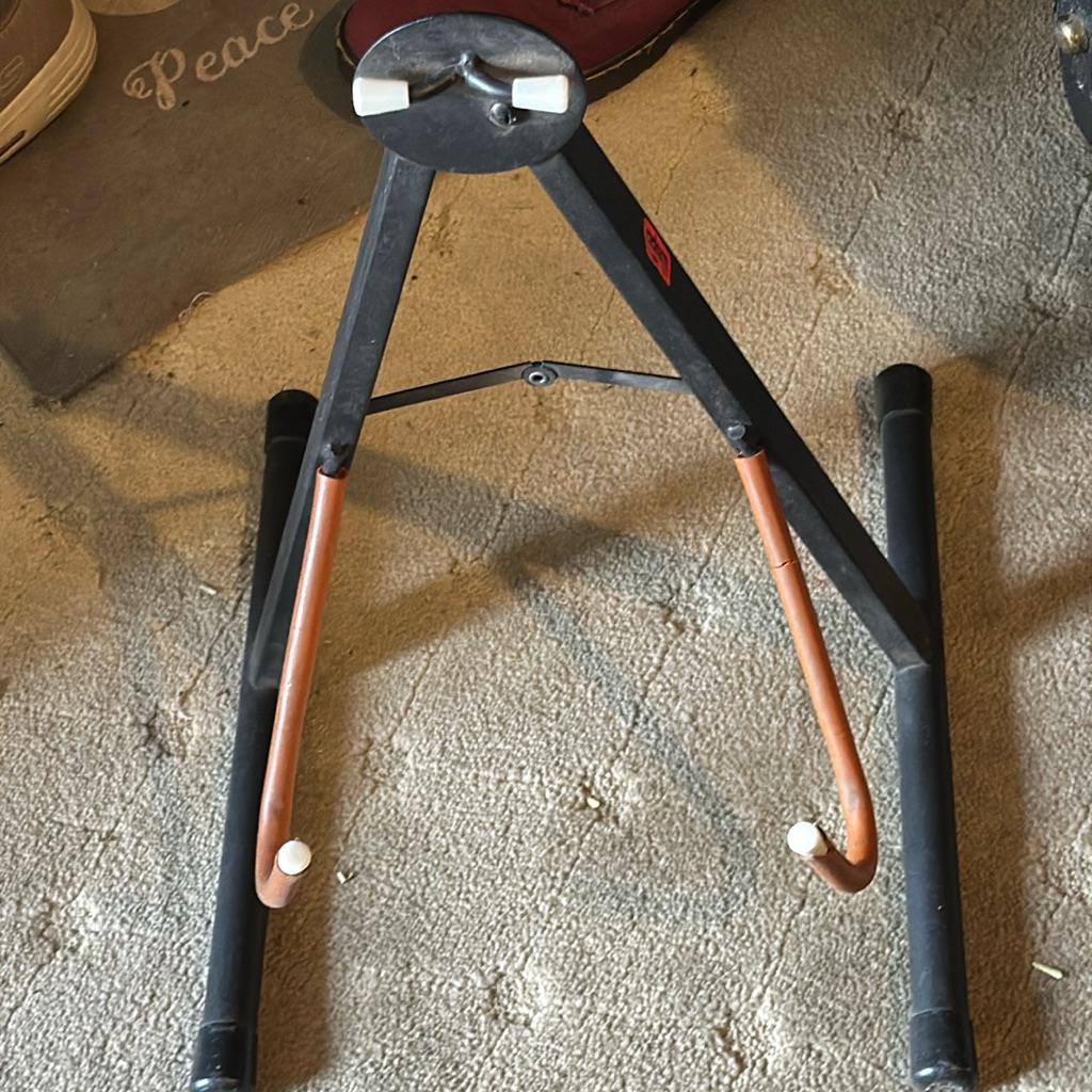 Electric Guitar Stand